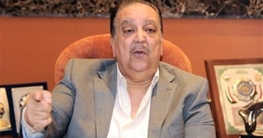 رئيس«تعليم الشيوخ»يحذر :الدعم النقدى قد ينفق على السجائر وطوابع الغذاء الحل