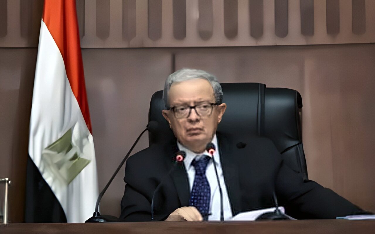 نائب رئيس الوزراء للشؤون الاقتصادية يهنئ وزير الدفاع بذكرى ‎نصر أكتوبر