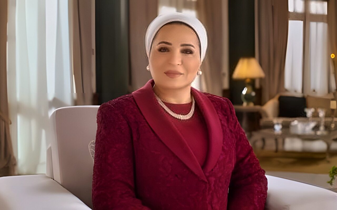 السيدة انتصار السيسى: فى ذكرى انتصارات أكتوبر نحيّي أبطال القوات المسلحة وشهداء مصر