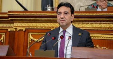 نائب يطالب بكشف مسار أرقام المواطنين من شركات المحمول إلى شركات التسويق