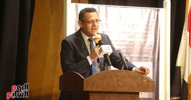 نقيب الصحفيين ينعى الزميل  أحمد عادل الصحفى بجريدة اليوم السابع
