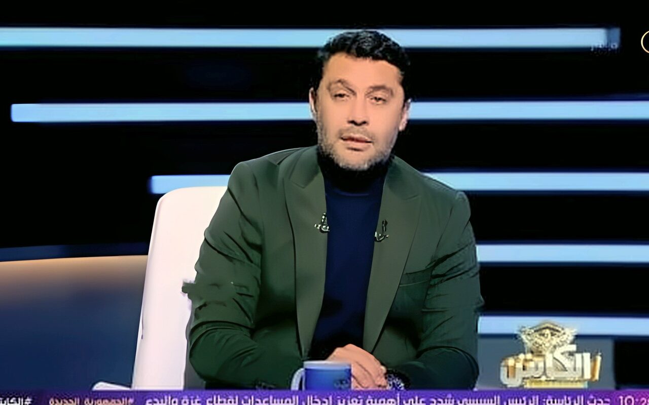 أحمد حسن: محمد صلاح ركيزة معنوية للفراعنة.. وكان عليه البقاء في المعسكر