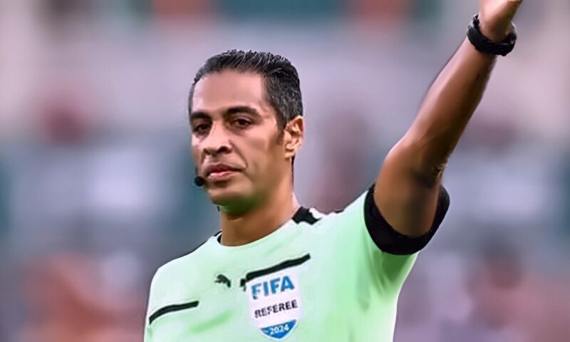 أمين عمر لـ بيراميدز وسيراميكا.. حكام مباريات يوم الإثنين فى الجولة السادسة بالدورى المصرى