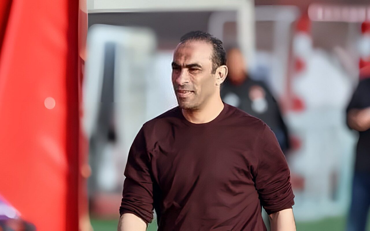 محمد الجارحي يعتذر عن رئاسة بعثة الأهلي في أوغندا وعبد الحفيظ بدلاً منه