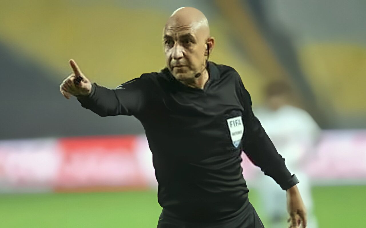 محمد عادل: كنت أتمنى أن يكون حكم القمة مصريا.. فنحن فى الجولة السادسة فقط