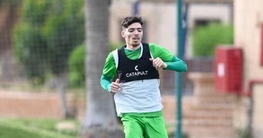 المصري يغلق باب الرحيل أمام عبد الرحيم دغموم ويتمسك باستمرار اللاعب