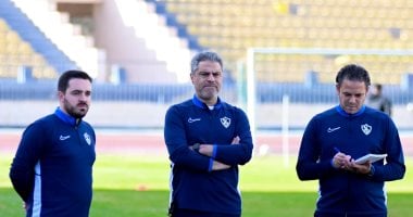 معتمد جمال يتلقى عروض جزائرية قبل حسم مصيره فى الزمالك