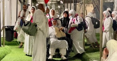 نجاح نفرة حجاج الجمعيات الأهلية من عرفات إلى مزدلفة.. صور