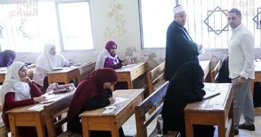 بدء لجنة القرآن بامتحان القسم الأدبى للشهادة الثانوية الأزهرية