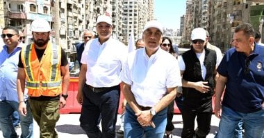 رئيس الوزراء يتفقد أعمال إنشاء محور “محمد نجيب”
