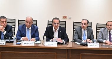 وزير الصحة: المنصة الوطنية للسياحة العلاجية توفر خدمات علاجية بتكلفة أقل 50%