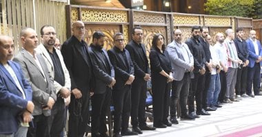 أعضاء مجلس نقابة الصحفيين يشاركون فى عزاء الزميل الراحل أحمد عادل