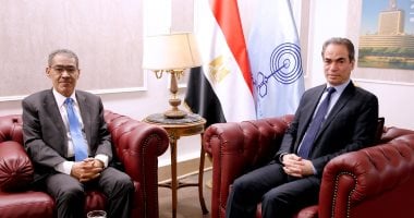 أحمد المسلماني يستقبل  وزير الدولة للإعلام قبيل حديثه في برنامج (من ماسبيرو)