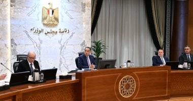 رئيس الوزراء يترأس اجتماع المجموعة الوزارية الاقتصادية