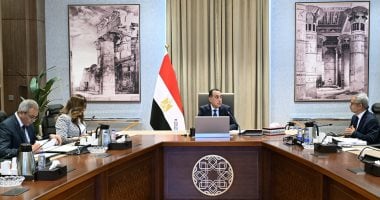 رئيس الوزراء يستعرض الموقف التنفيذي للمشروعات الخدمية في بني سويف