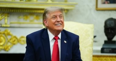 واشنطن تعلق جميع التأشيرات بسفارات وقنصليات أمريكا حول العالم.. ماذا يحدث؟