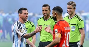 تعرف على طاقم حكام مباراة منتخب مصر وأنجولا في تصفيات أفريقيا