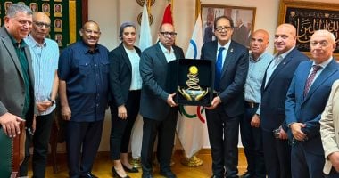 ياسر إدريس يستقبل وفد اتحاد اللجان الأولمبية الأفريقية