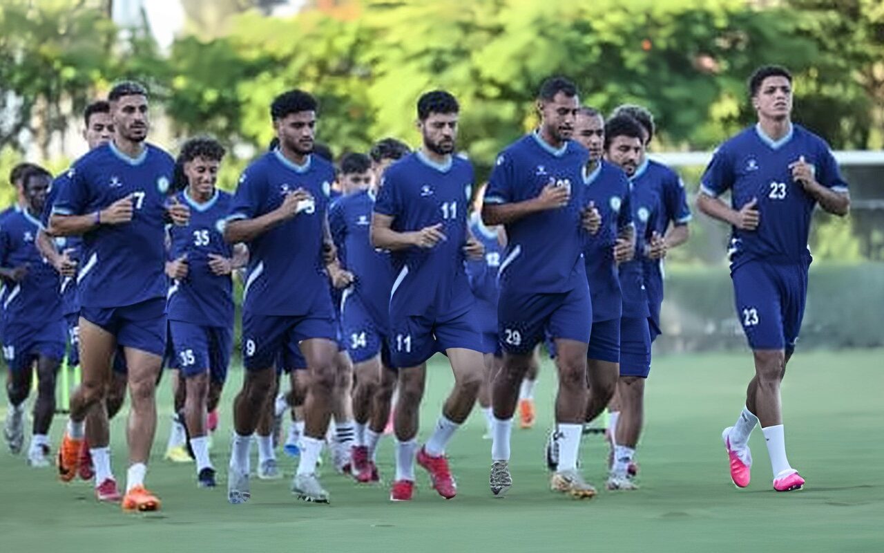 أيمن الرمادي يضع خطة مواجهة مودرن سبورت في المران الأخير للبنك الأهلي