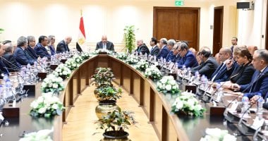 رئيس مجلس النواب يلتقي السفراء المنقولين لرئاسة البعثات الدبلوماسية المصرية بالخارج
