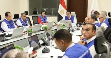 وزير الصحة يوجه باستمرار رفع درجة الاستعداد بالمستشفيات لمدة 48 ساعة