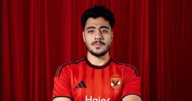 الأهلي يتعاقد مع أكرم توفيق 3 مواسم
