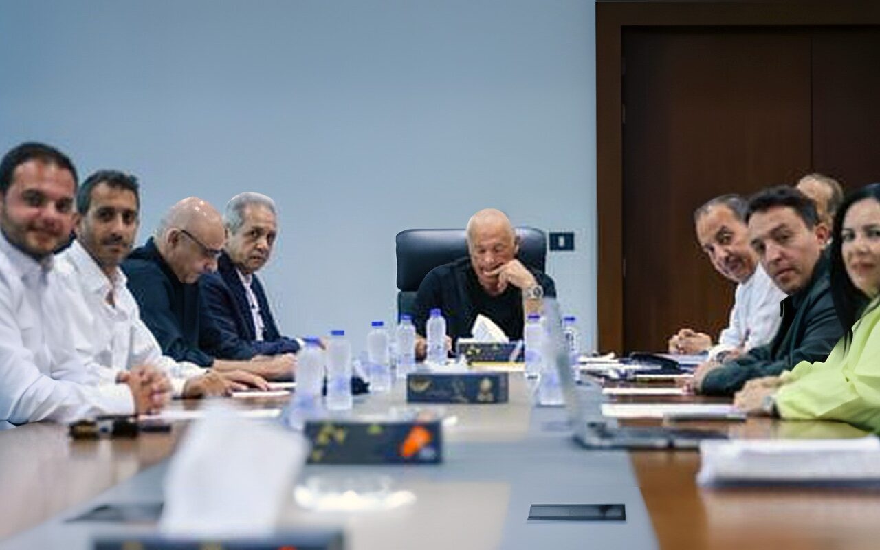 اتحاد الكرة يعقد اجتماعا اليوم لمناقشة تقرير الدرندلى وملف الرعاية والملابس