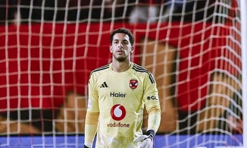 عودة لاعبي الأهلي الدوليين للتدريبات.. عموتة يستعيد القوة الضاربة قبل القمة