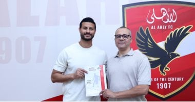 الأهلى يجدد عقد محمد الشناوى حتى 2028
