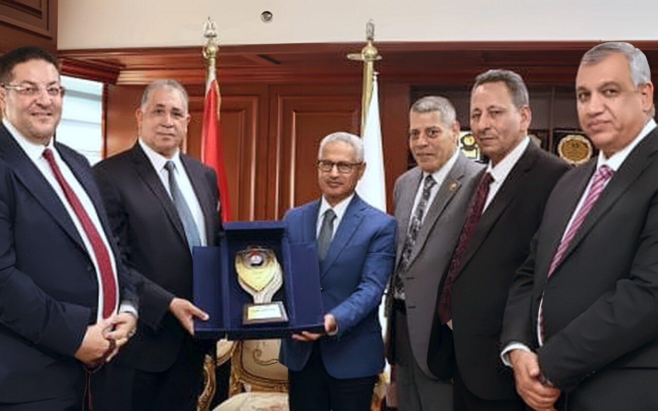 نقيب المحامين يلتقي محافظ بني سويف لبحث سبل تعزيز التعاون المشترك