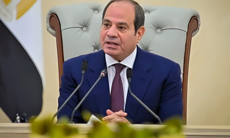 رئيس هيئة العمليات للقوات المسلحة يستعرض ملامح السياسة التجنيدية المستقبلية