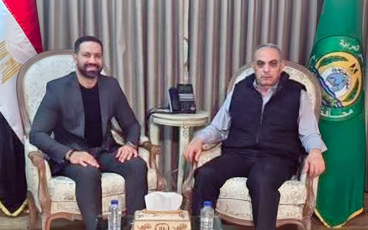 حسنى عبد ربه: سواعدنا تلتقى وقلوبنا تنبض بحب الإسماعيلى وهدفنا واحد لا يتغير