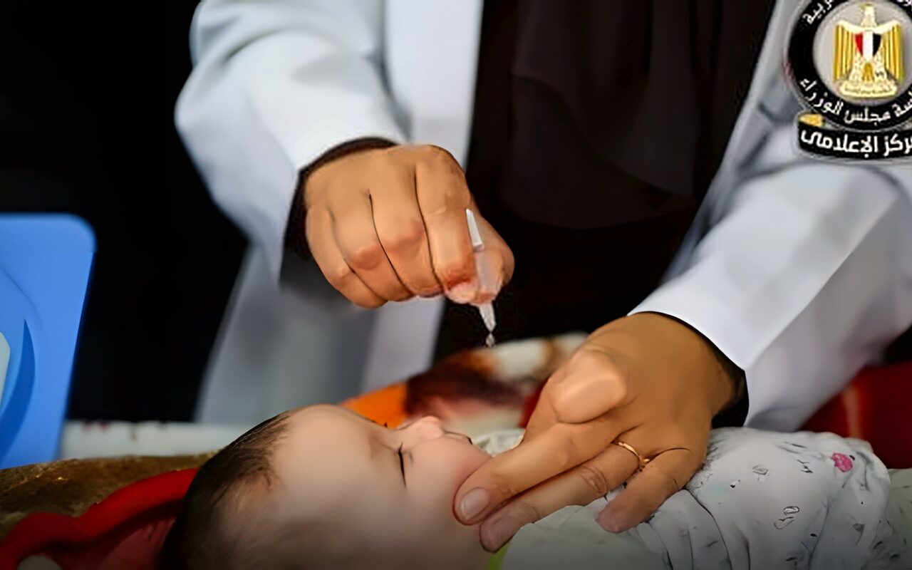 مجلس الوزراء: جميع التطعيمات الروتينية للأطفال متوفرة بوحدات الرعاية الأولية