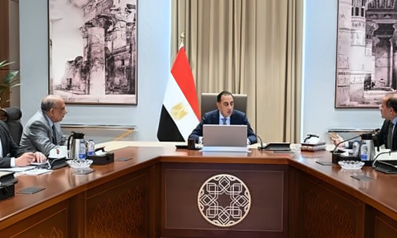 رئيس الوزراء يستعرض محاور جلسة «مسيرة الطاقة المصرية» فى إطار تحضيرات منتدى مصر 2026