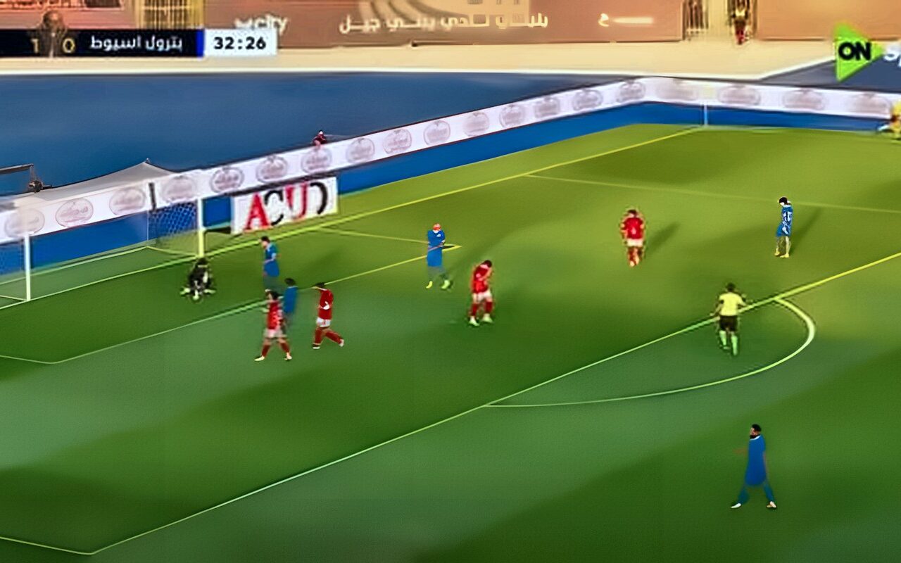 الأهلى يتقدم على بترول أسيوط بثنائية نظيفة فى الشوط الأول.. فيديو
