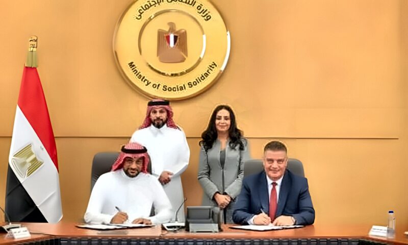 وزيرة التضامن تعلن توفير خدمات الباقة الشاملة لحجاج الجمعيات الأهلية
