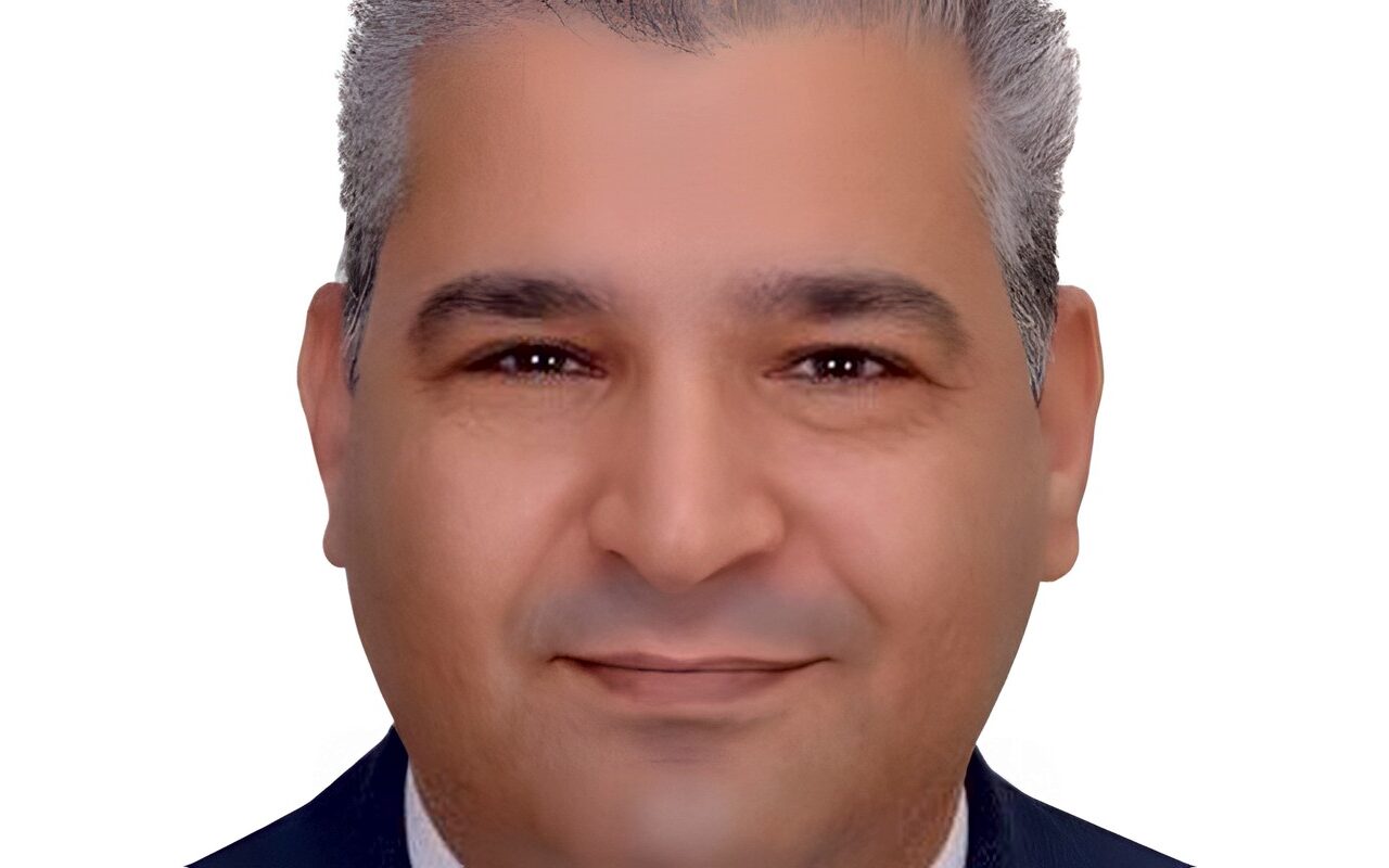 عياد رزق يحذر: الحسابات الوهمية تصنع انتشارا زائفا والوعى يبدأ من التحقق قبل المشاركة