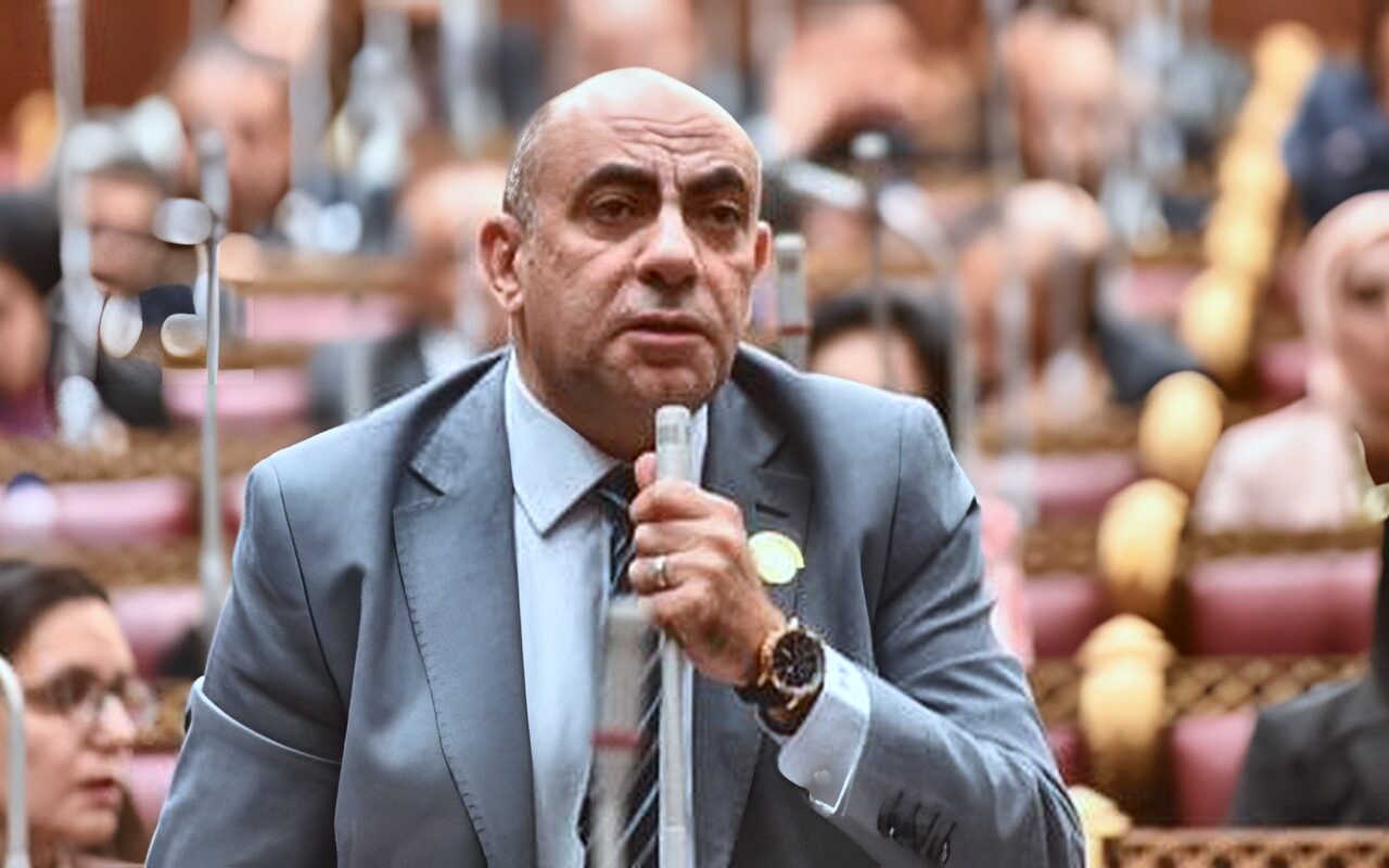 محمد إبراهيم موسى يحذر من التصفح السريع: يضرب الوعى ويفتح الطريق أمام الشائعات