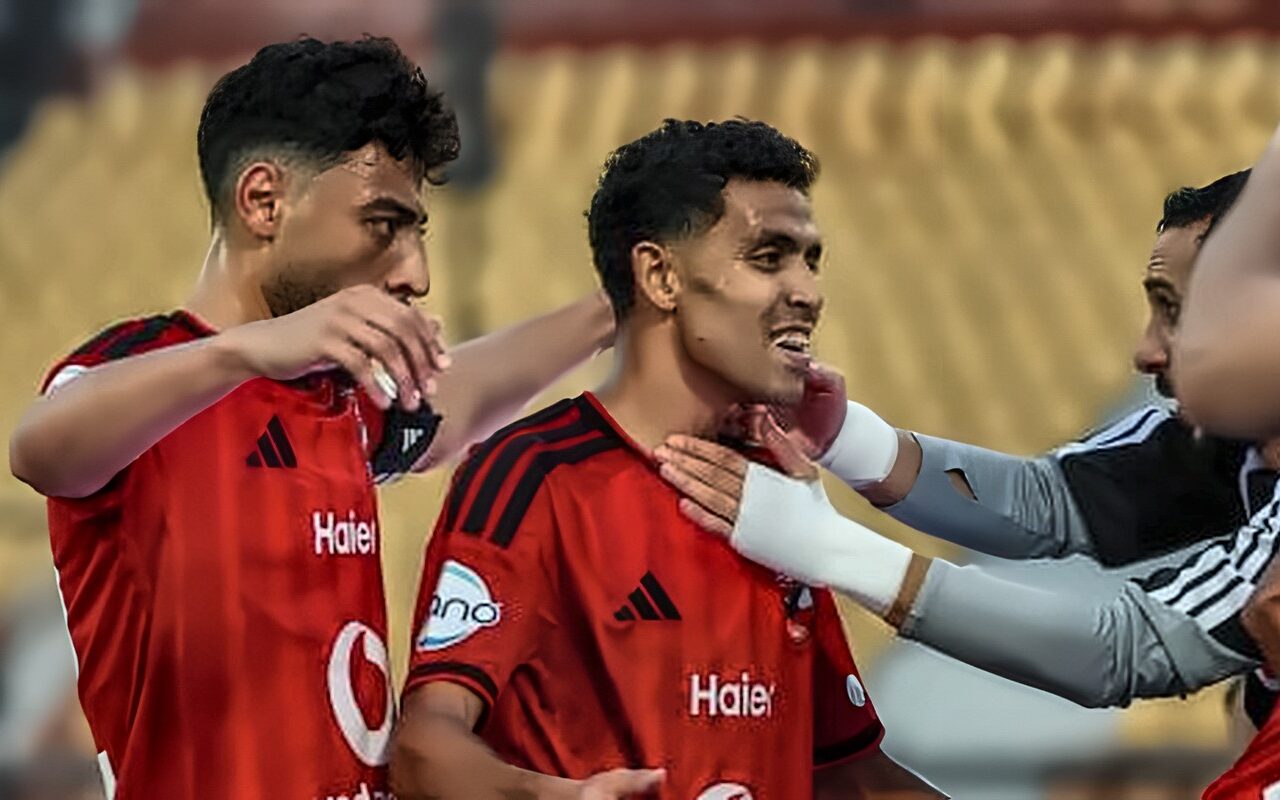 تألق توفيق محمد يفتح ملف الجبهة اليسرى.. فهل يتراجع عموتة بشتاء الأهلي؟