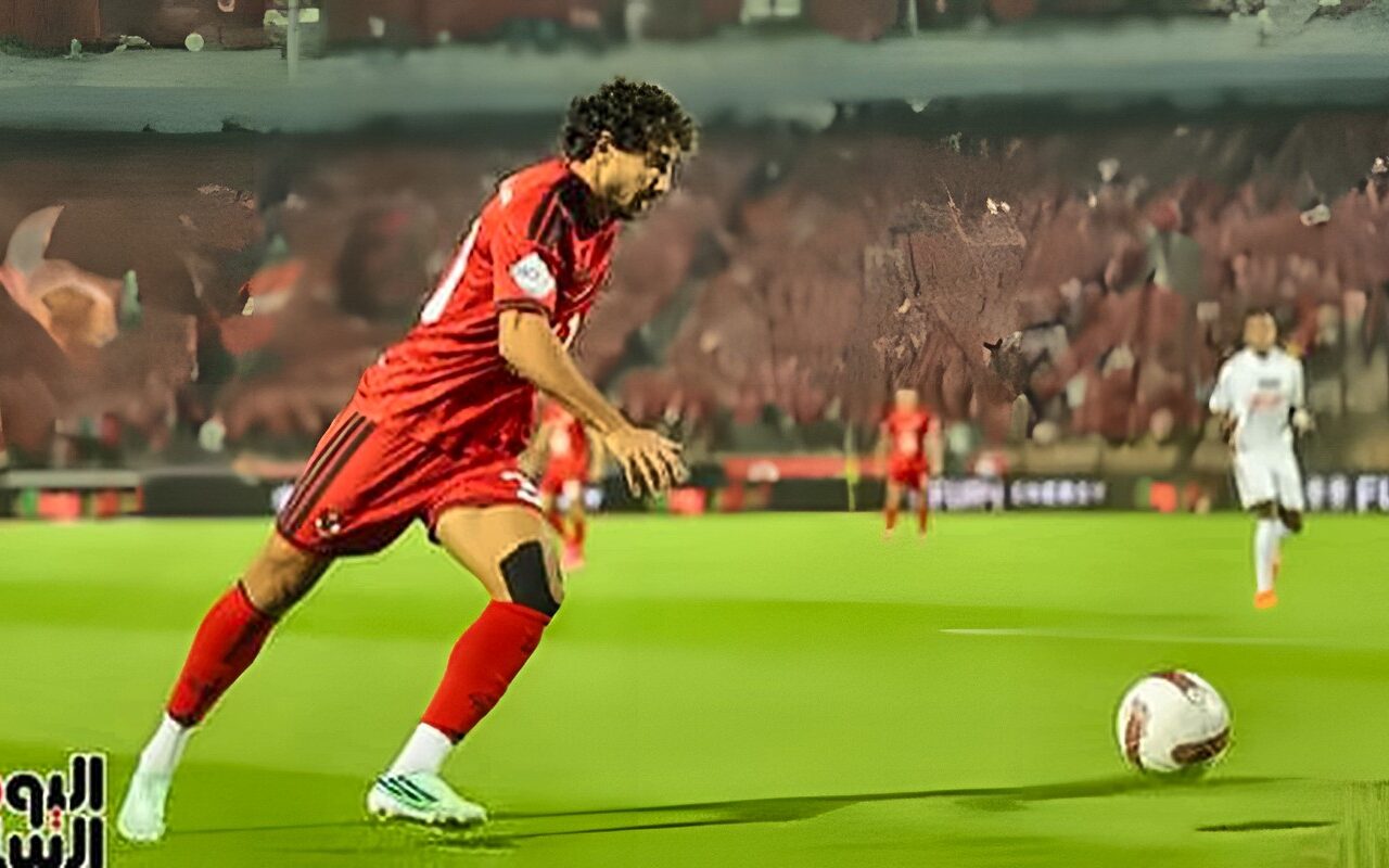 محمد هانى يتقدم بالهدف الأول للأهلى فى مرمى الزمالك.. صور
