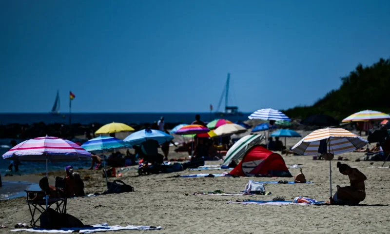 Swimming and bullocks – 10 ways to say you’re sweating in French