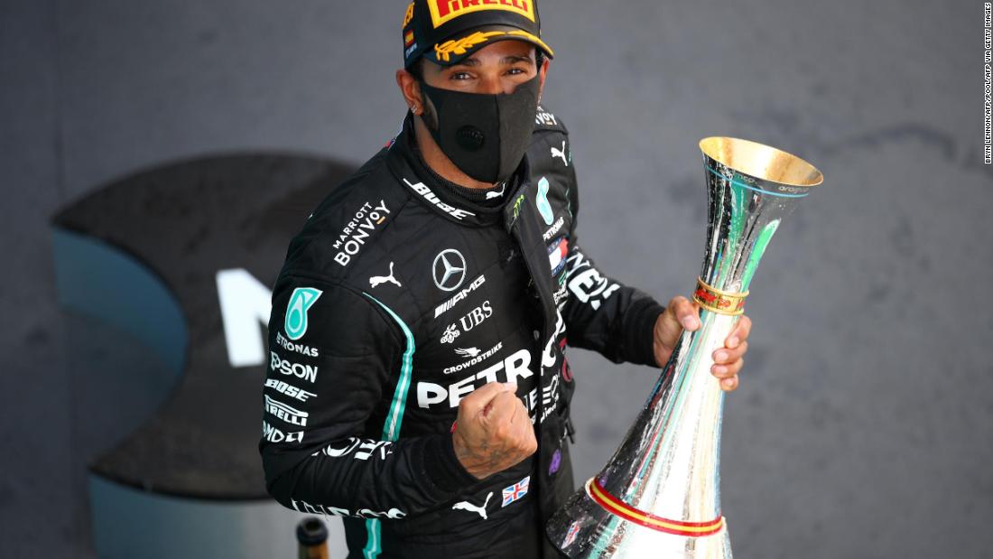 Lewis Hamilton to enter his own team in new all-electric racing series