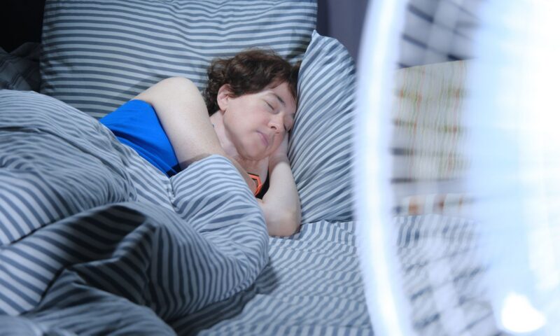 10 tips for staying cool – and how to have a better night’s sleep