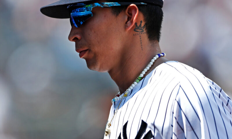 Why Does Oswaldo Cabrera Wear a Pearl Necklace?