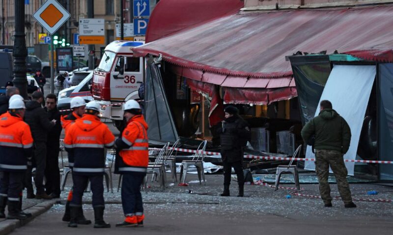 Video shows moment of deadly explosion at cafe in Russia