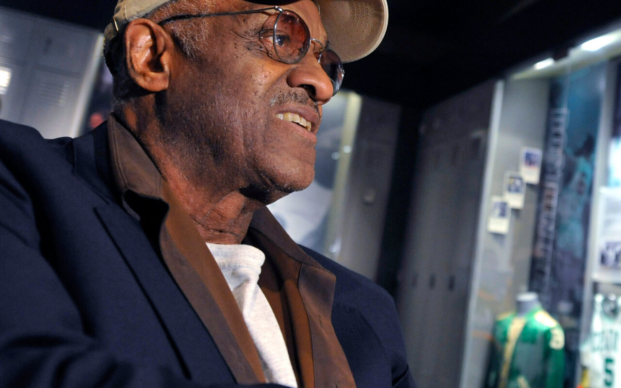 Chet Walker, N.B.A. Champion and Movie Producer, Dies at 84