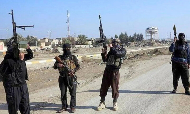 داعش قد ينشط مجددا في سوريا.. مخاوف من استغلال التوترات الطائفية والانفصالية