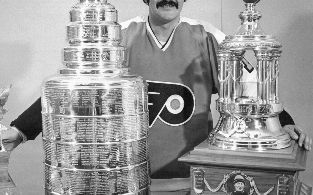Bernie Parent, Hall of Fame Goalie for the Brawling Flyers, Dies at 80
