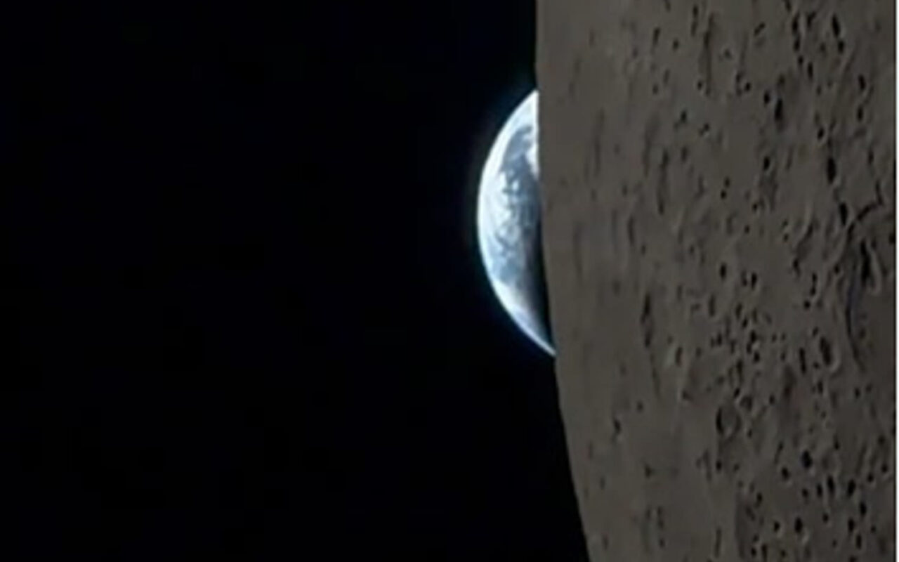 See video of Earthset that an Artemis II astronaut filmed while circling the moon