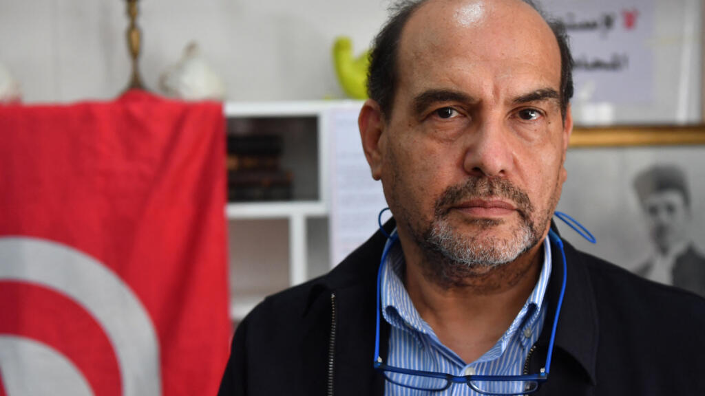 تونس: الحكم بالسجن 10 سنوات في حق الرئيس السابق لهيئة مكافحة الفساد بتهمة “التدليس”